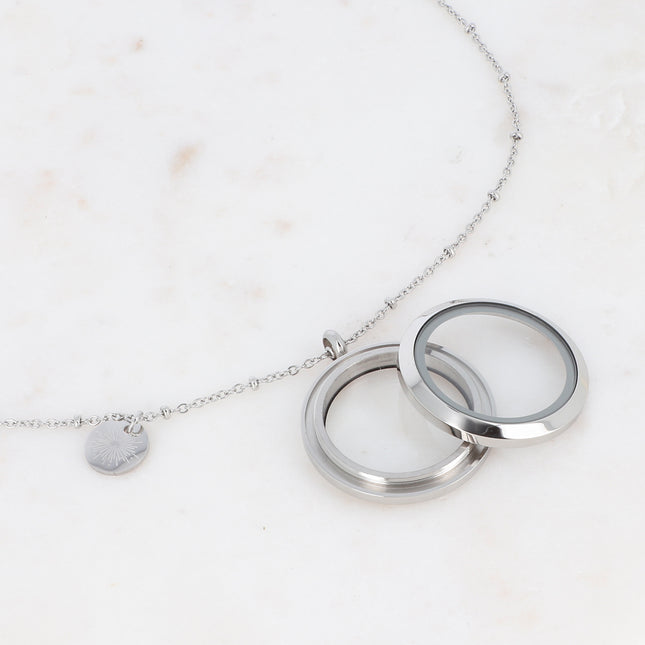 Round locket necklace