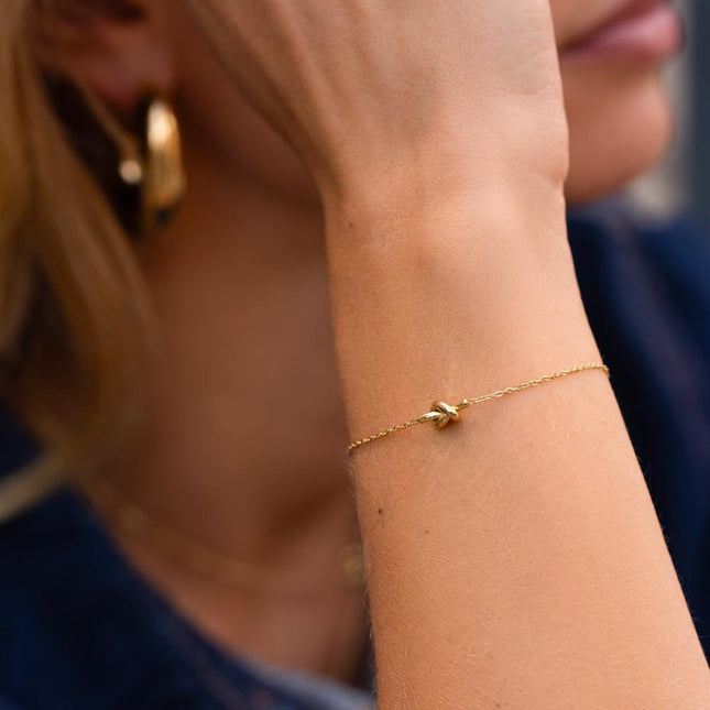 Lesia bracelet - knot