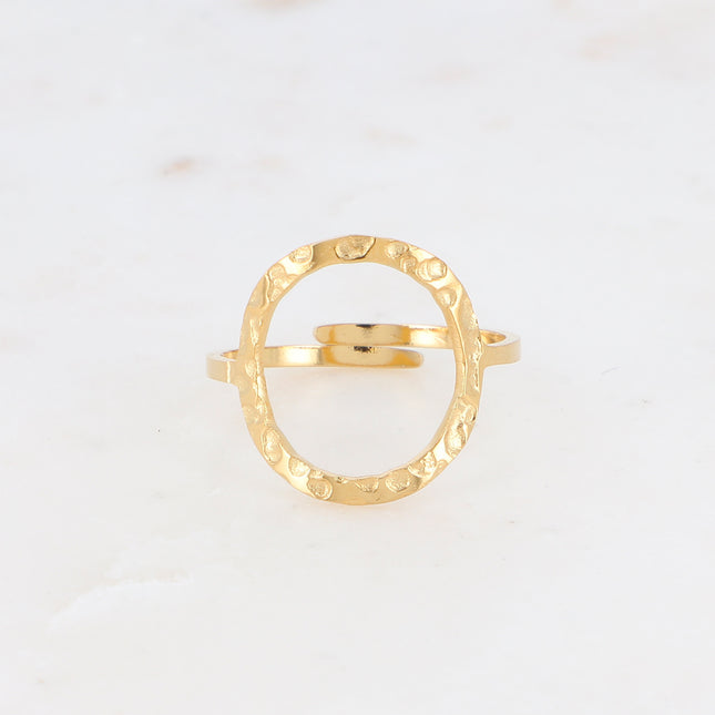 Kalias ring - openwork and hammered circle