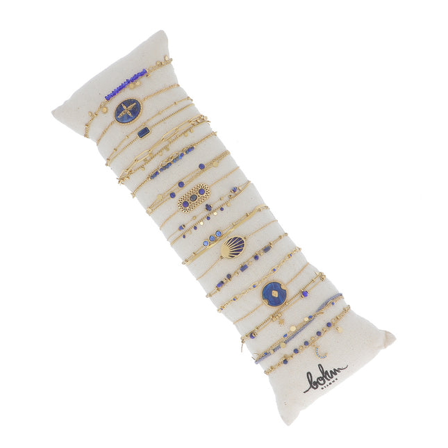 Set of 16 bracelets - gold - average price of €5.50/pc