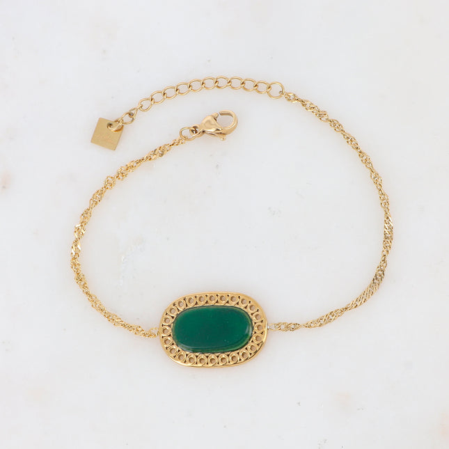 Ambrose bracelet with oval stone