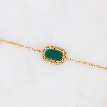 Ambrose bracelet with oval stone