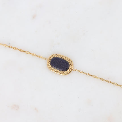 Ambrose bracelet with oval stone