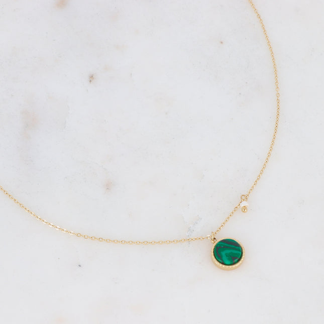 Collier Emllo - pendentif en pierre naturelle et perles d'eau douce