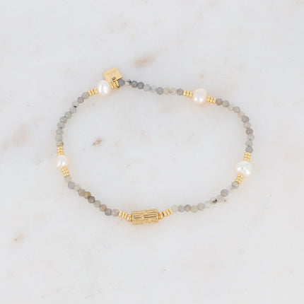 Bracelet on wire with tree bark pattern and natural stones