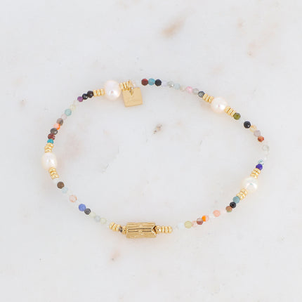 Bracelet on wire with tree bark pattern and natural stones