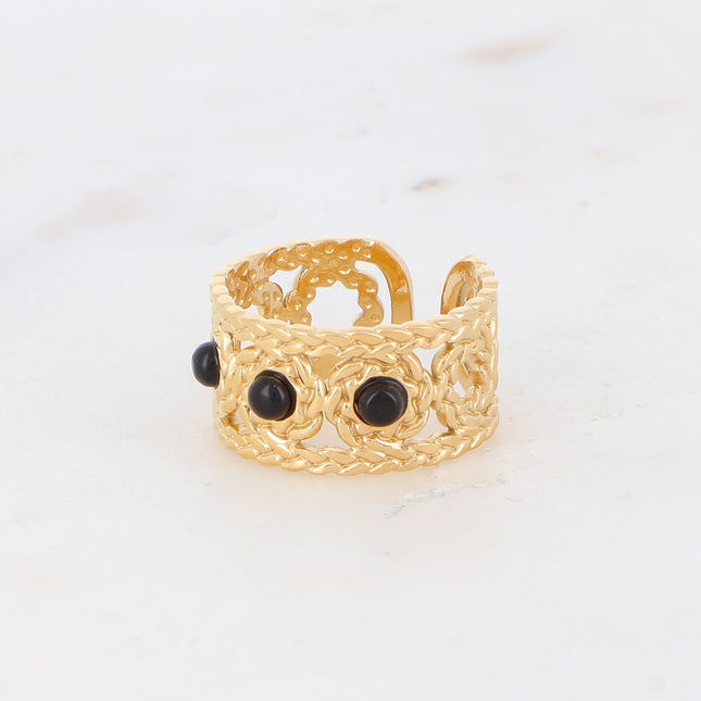 Braided ring with natural stones