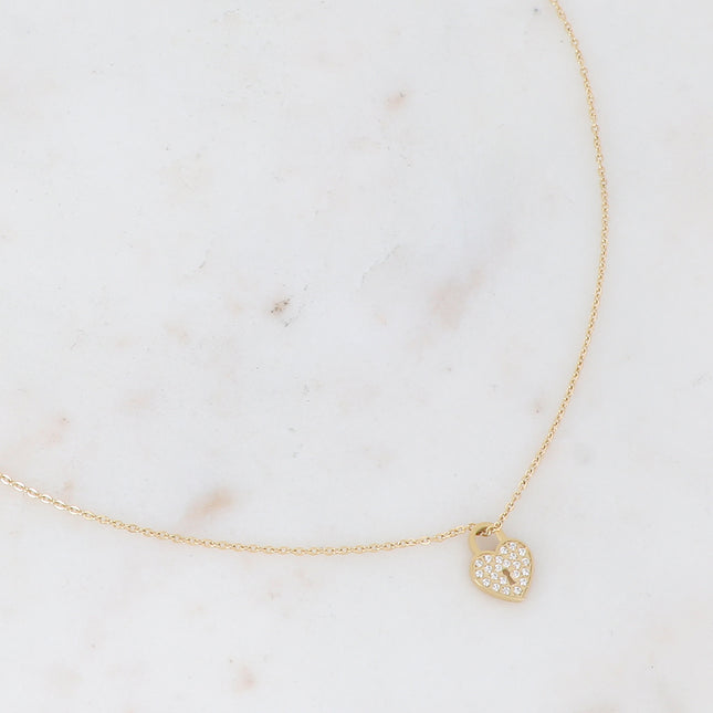 Collier avec cadenas coeur serti d'oxydes de zirconium