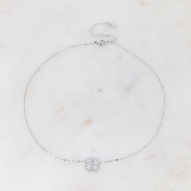 Collier avec trèfle serti d'oxydes de zirconium
