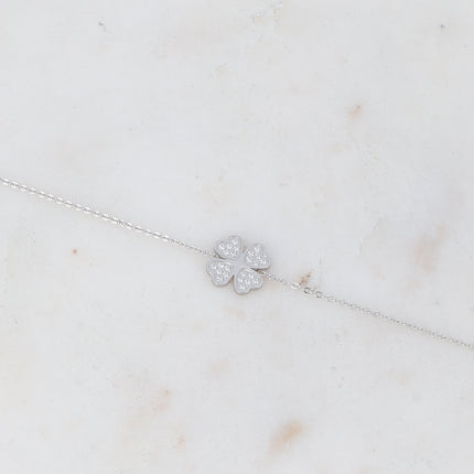 Bracelet avec trèfle serti d'oxydes de zirconium