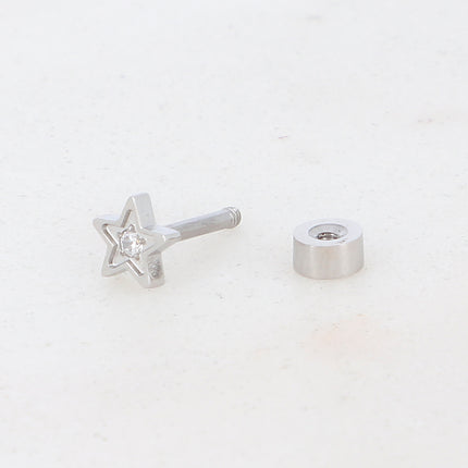 Piercing avec étoile et oxyde de zirconium