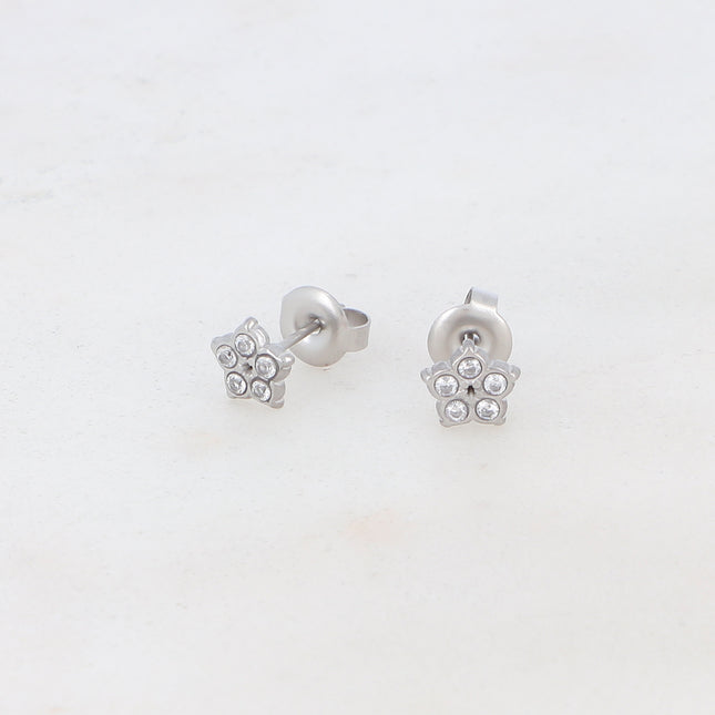 Boucles puces avec fleur et oxydes de zirconium