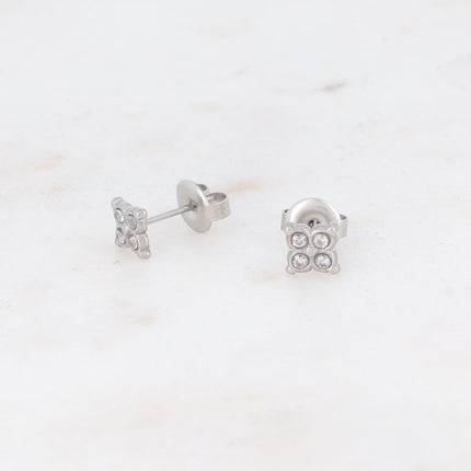 Stud earrings with flower and 4 cubic zirconia stones