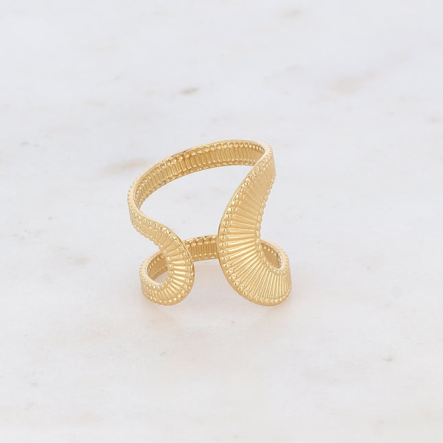 Tess ring - wavy and textured shapes