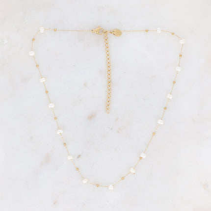 Collier Ghada - chaîne fine et perles d'eau douce
