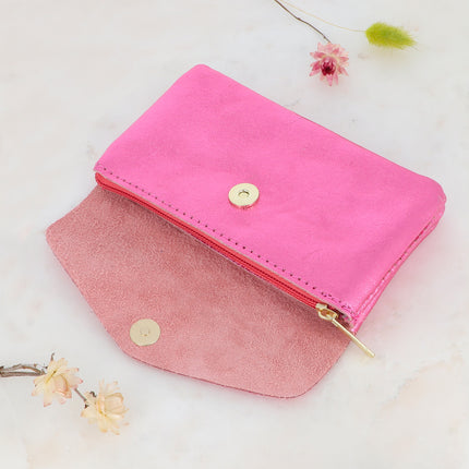Pochette Barcelone - 1 bouton aimanté, 1 zip et 3 poches