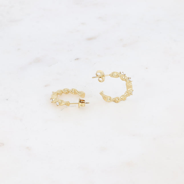 Creole earrings - grooved and twisted ring, zirconium oxides