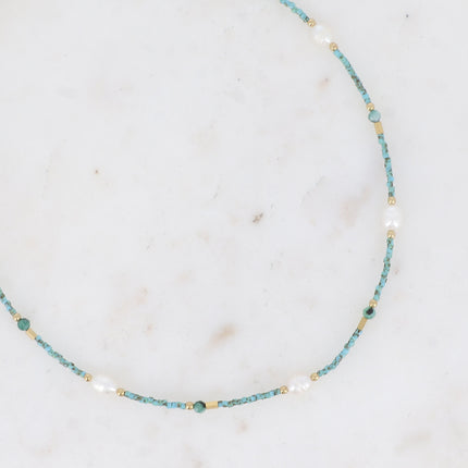 Collier - perles d'eau douce, perles de rocaille et pierres naturelles