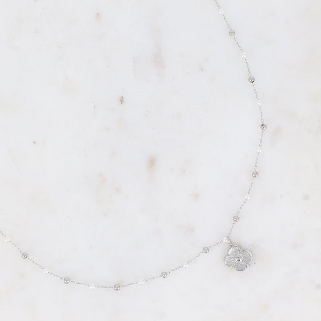 Collier Kamari perles - trèfle et perles d'acétates nacrées