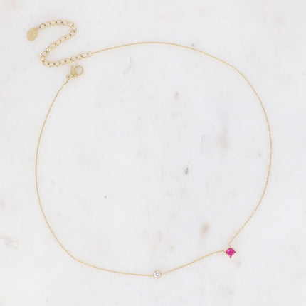 Collier - cristal carré et oxyde de zirconium