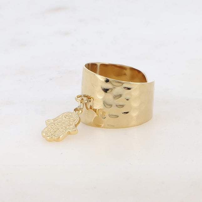 Bague - martelée avec pendentif main