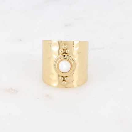 Bague large - effet martelée et pierre naturelle ronde