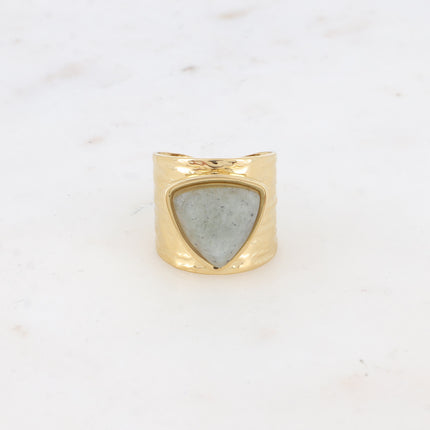 Bague large - lignes martelées et pierre naturelle triangulaire