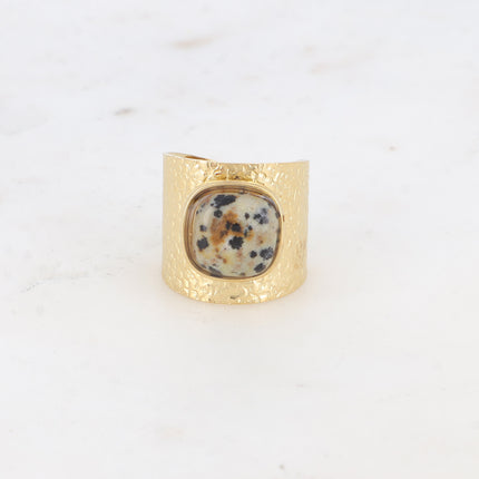 Bague large - effet écaillé, cabochon carré et émail