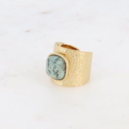 Bague large - effet écaillé, cabochon carré et émail