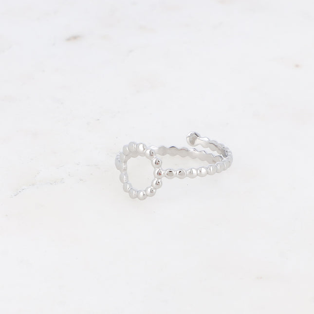 Ring - round with a pearly effect