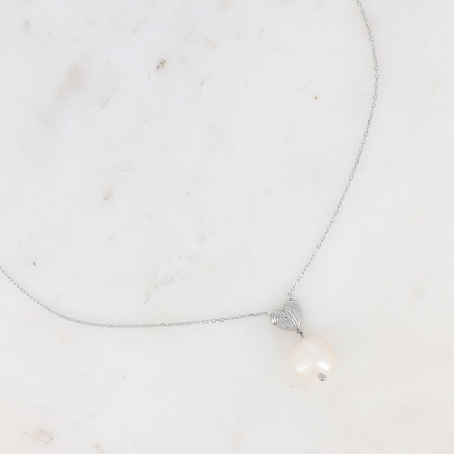 Collier Katalina - coeur texturé et perle d'eau douce