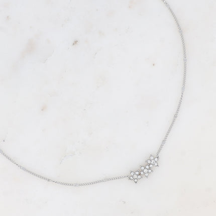 Collier - 3 fleurs avec oxydes de zirconium