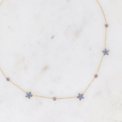 Collier - 4 fleurs et oxydes de zirconium