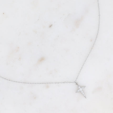 Collier - étoile et oxydes de zirconium