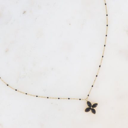Collier Gwendolina - chaîne émaillée, trèfle et pierre naturelle