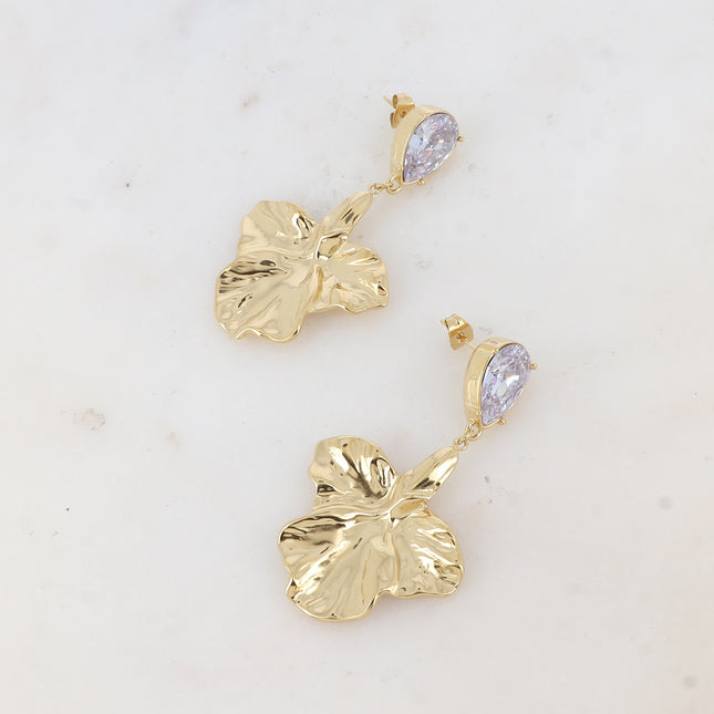 Boucles pendantes Milana - cristal goutte et feuillage texturé