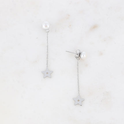 Boucles pendantes Isadora - perle de résine blanche, chaîne pendante et étoile