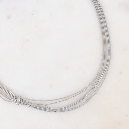Collier Aseyam - 7 mailles serpent fines et anneau fixe