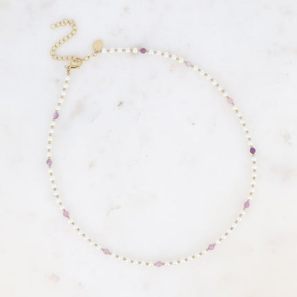 Collier - perles de résine blanche et pierres naturelles