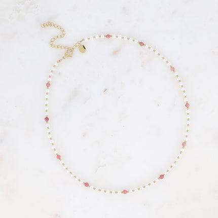 Collier - perles de résine blanche et pierres naturelles