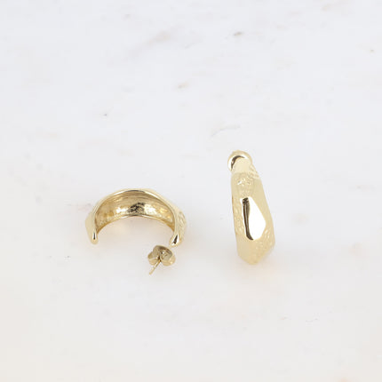 Hoop earrings - smooth and hammered facets 21x25mm
