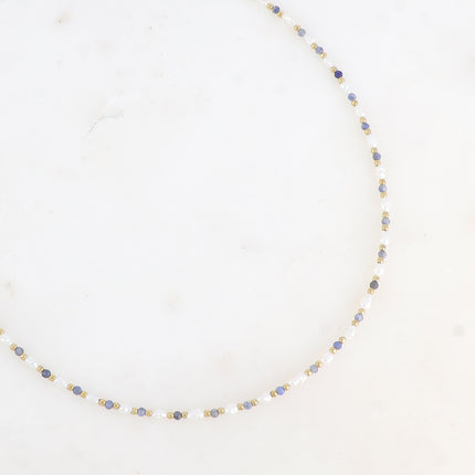 Collier Alana - ras de cou, perles d'eau douce et pierres naturelles