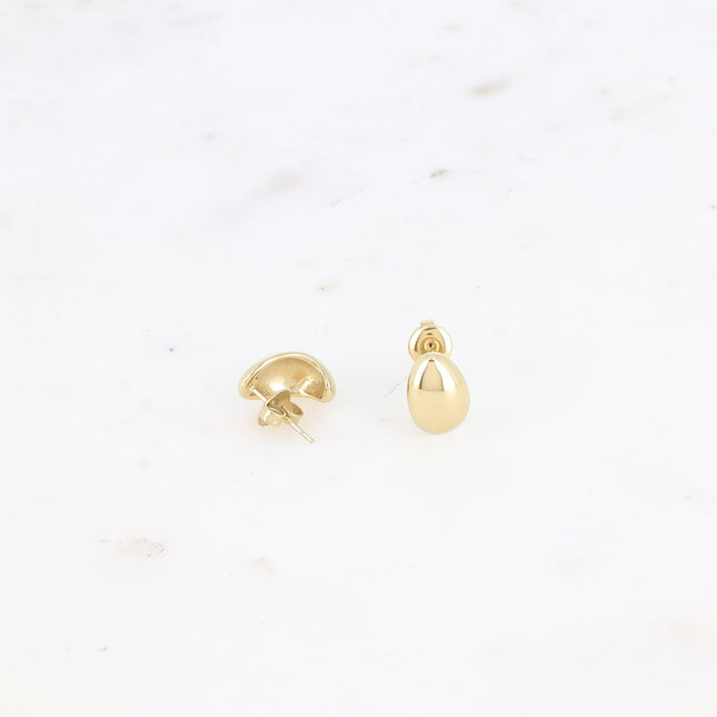 Stud earrings - slightly curved shape