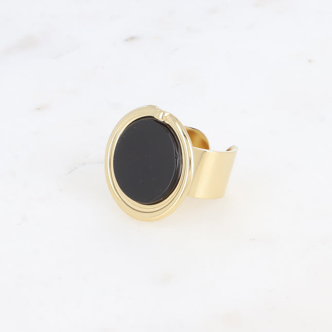 Wide ring - round natural stone