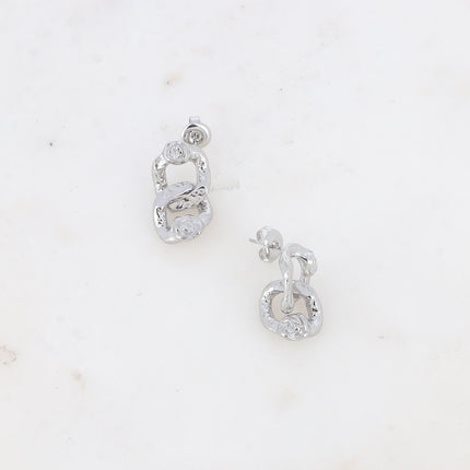 Boucles pendantes Augustine - deux maillons gourmette et motif fleur