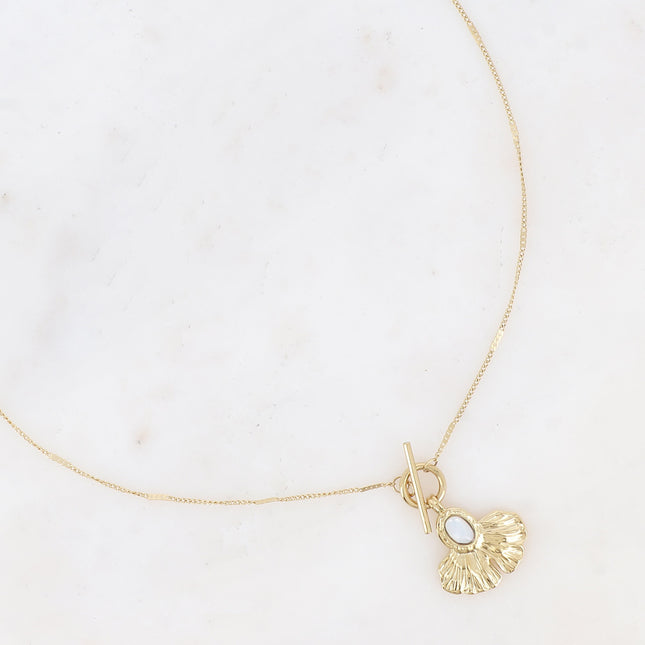 Necklace - pendant with a cabochon clasp, ginkgo leaf and oval natural stone