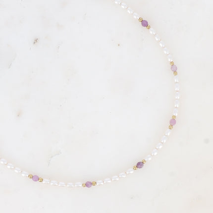 Collier Harmonie - ras de cou, pierres naturelles et perles de résine blanche