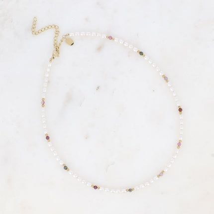 Collier Harmonie - ras de cou, pierres naturelles et perles de résine blanche