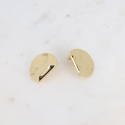 Boucles puces - grand empiècement recourbé et martelé