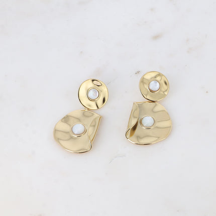 Boucles pendantes - double pièce ronde recourbée et martelée avec pierre naturelle